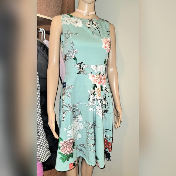 Light Teal Floral Flowy Dress - Picture 1 of 2